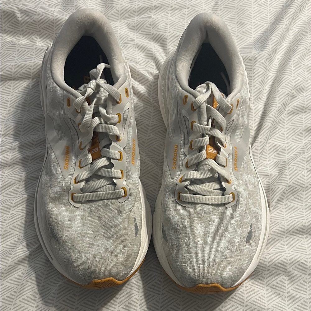 Brooks White and mustard Adrenaline